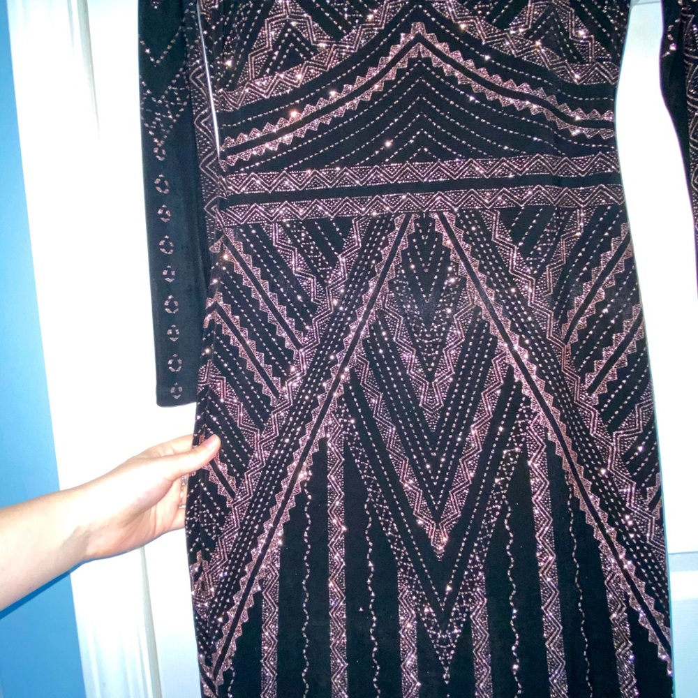 Rose gold sparkly gown✨